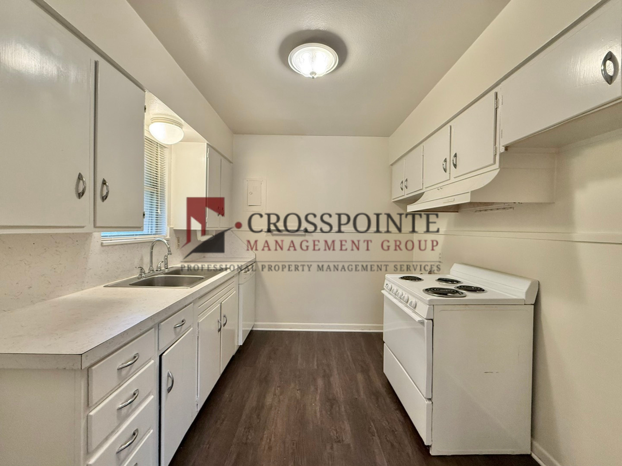 430 E Hudson St - Photo 5 of 16