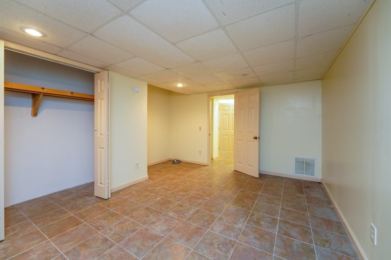 480 Wingfield Way - Photo 5 of 41