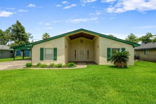 2213 Vine St - Photo 1 of 1