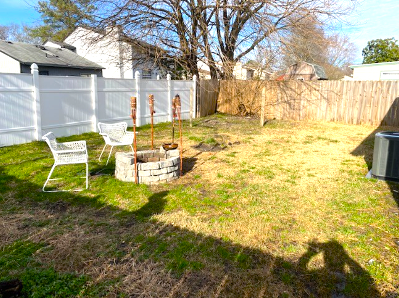 1733 Joplin Ln - Photo 3 of 7