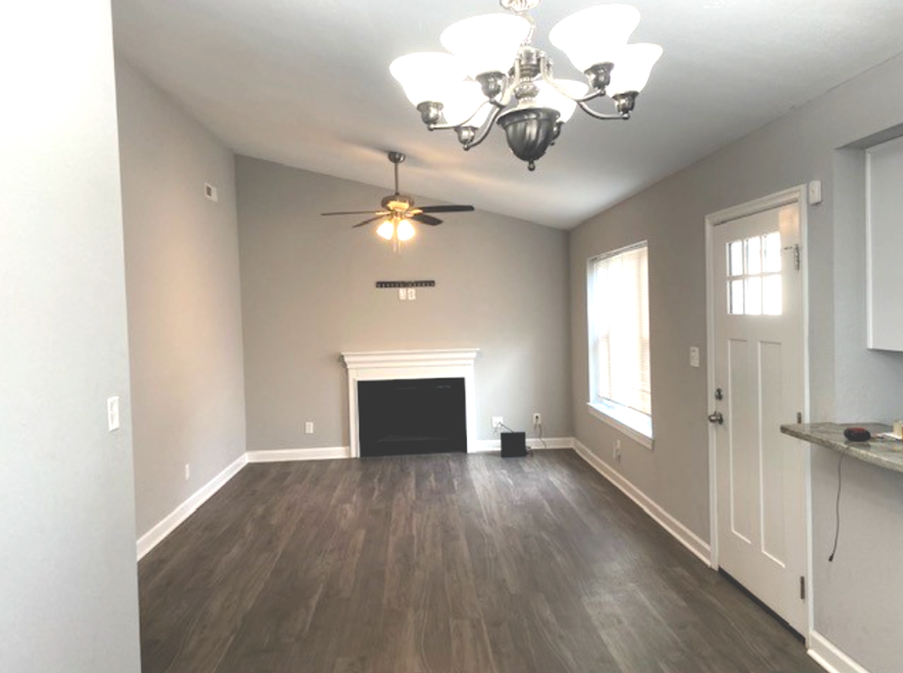 1733 Joplin Ln - Photo 5 of 7