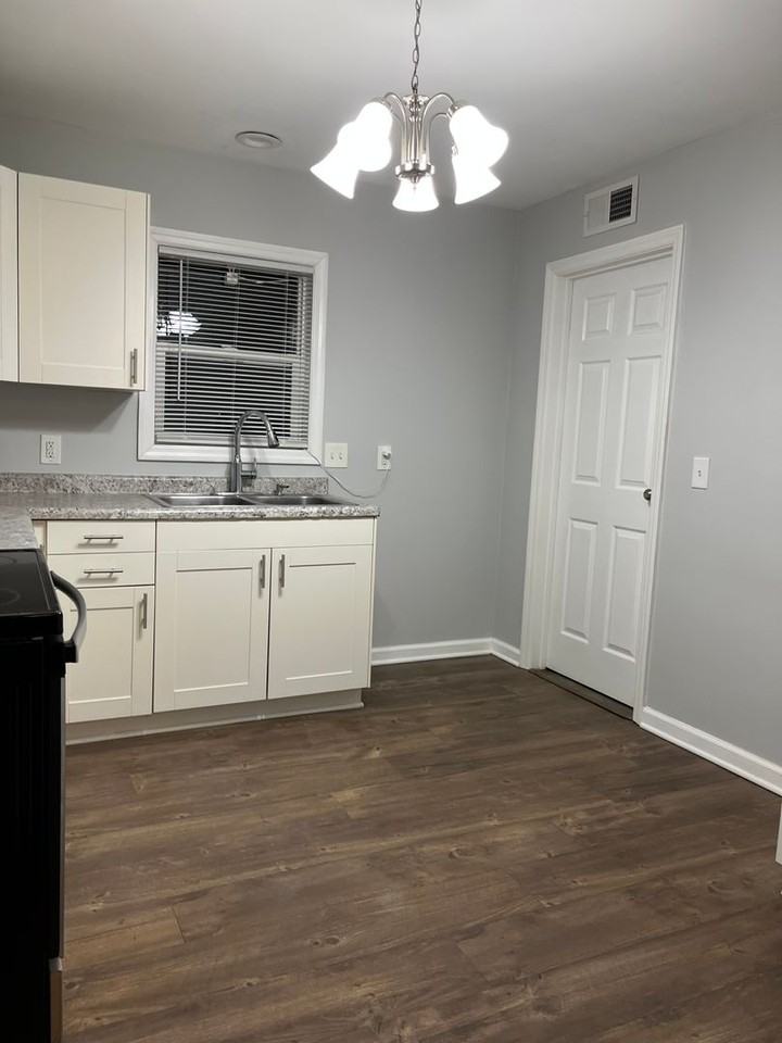 4823 Atwell Dr - Photo 2 of 5