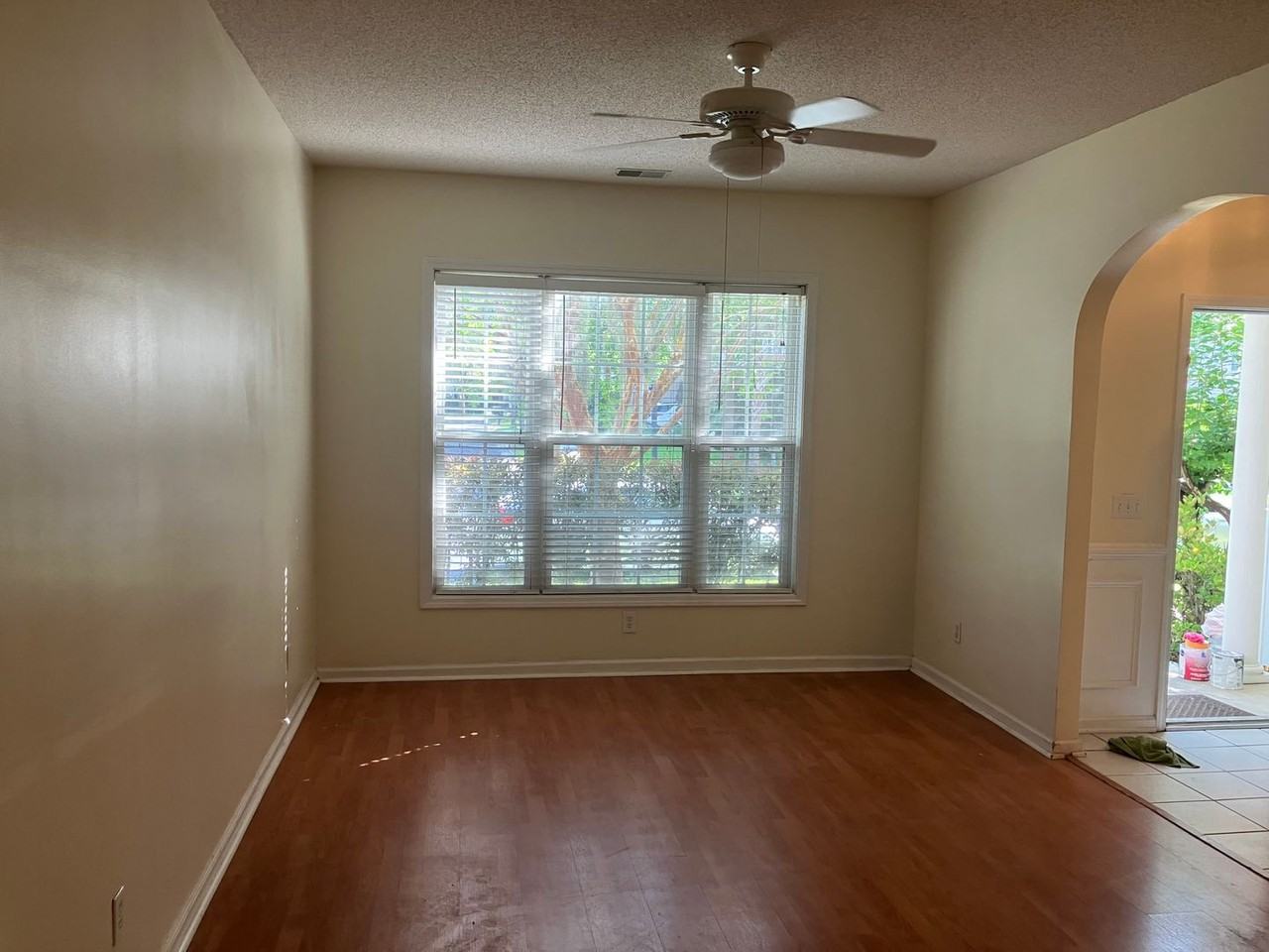 47 Regent Ave - Photo 7 of 31