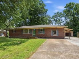 704 Jackson Dr - Photo 1 of 1