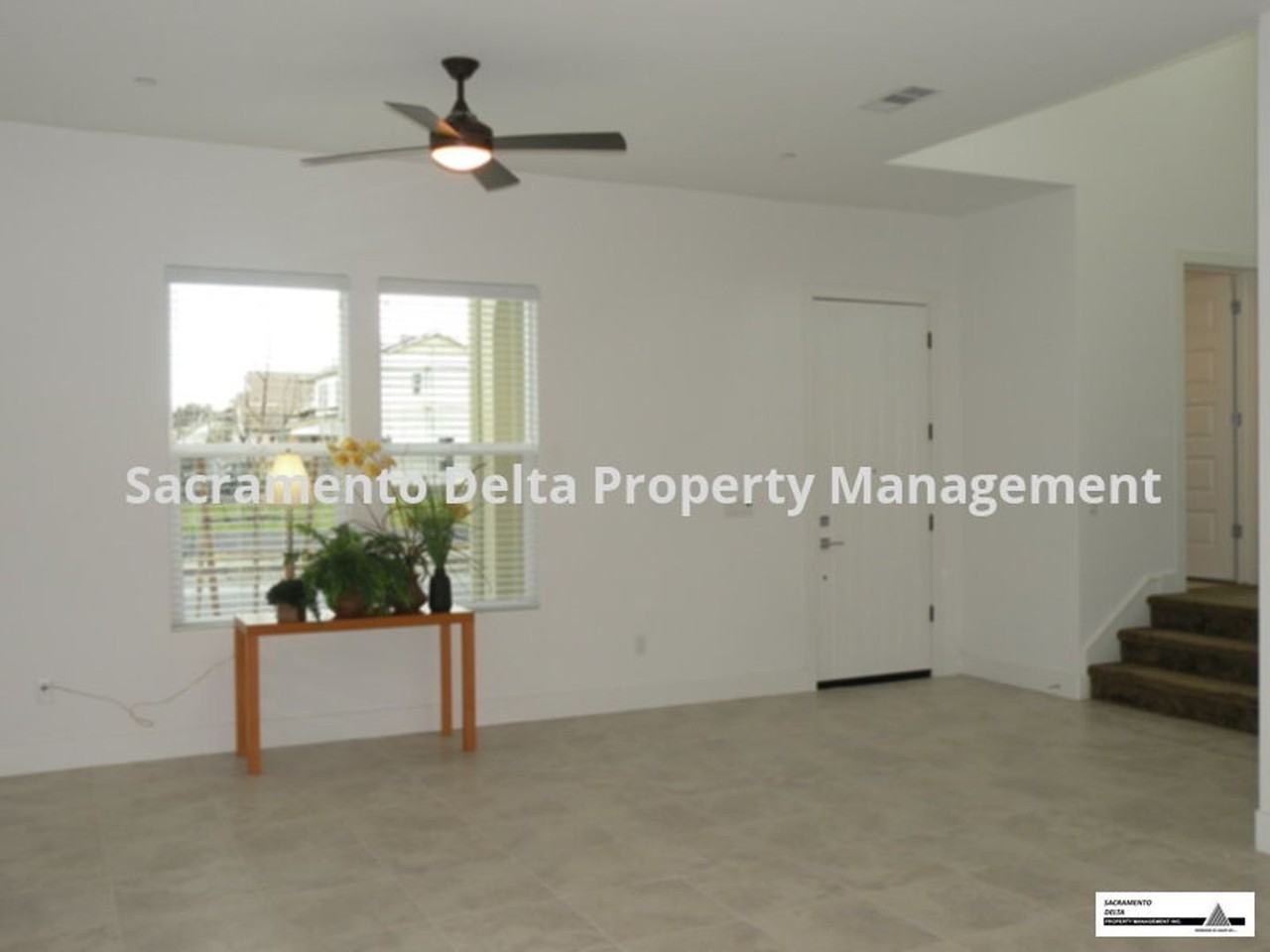 133 Fonseca St - Photo 2 of 12