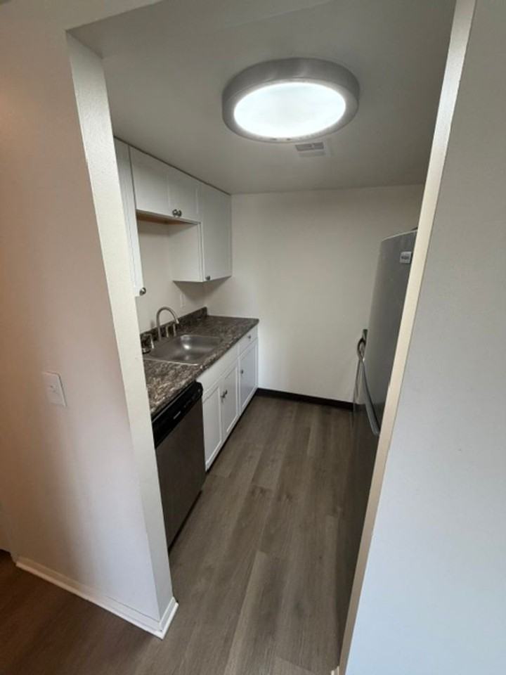 Briercliff Apartments - Photo 3 of 7