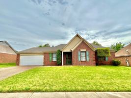 featured image of 5435 Gardendale St