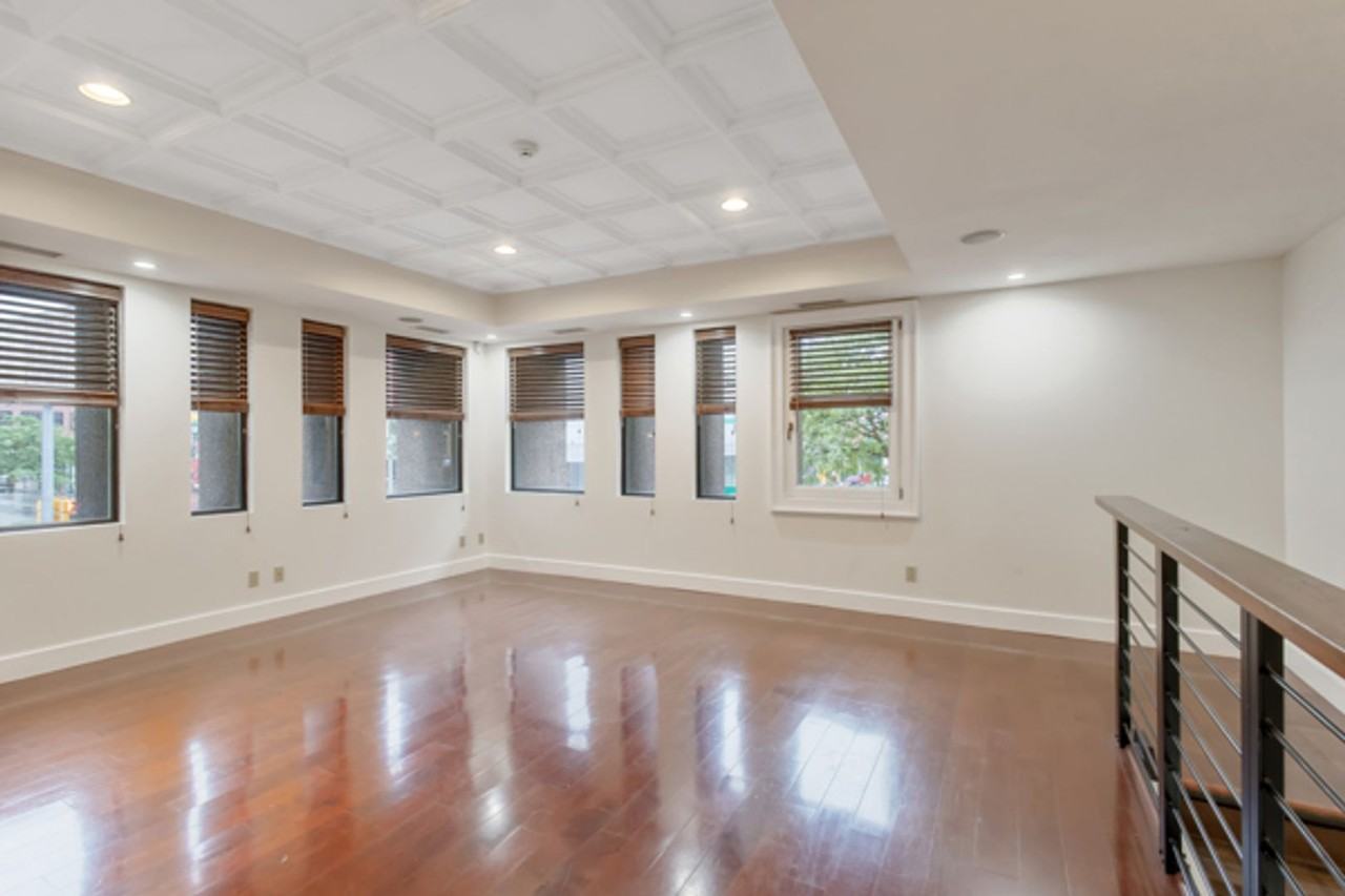 115 E Jefferson St - Photo 4 of 24
