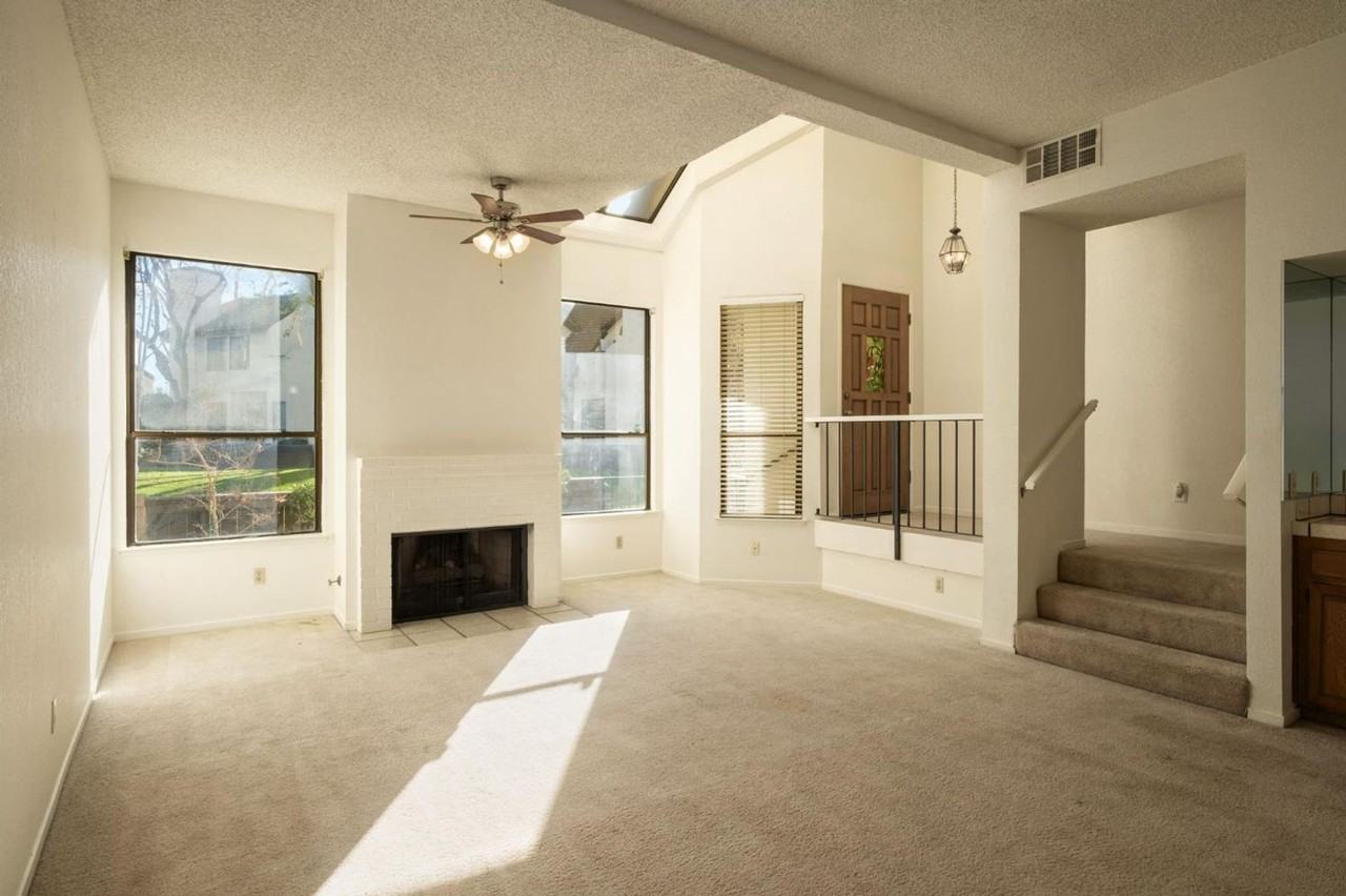 2890 E Huntington Blvd #149 - Photo 5 of 29