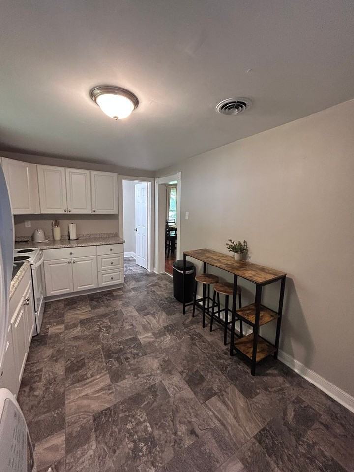 14 Ainsworth Ln - Photo 2 of 13