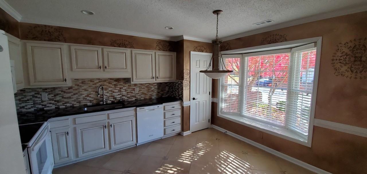 5443 Winters Way - Photo 6 of 20