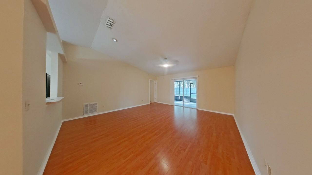 127 Titan Dr - Photo 5 of 13