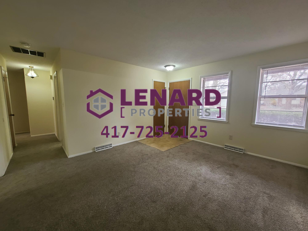 1361 E Gretna St - Photo 4 of 21