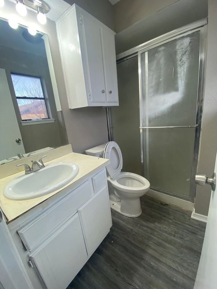 2620 Se 46th St - Photo 6 of 13
