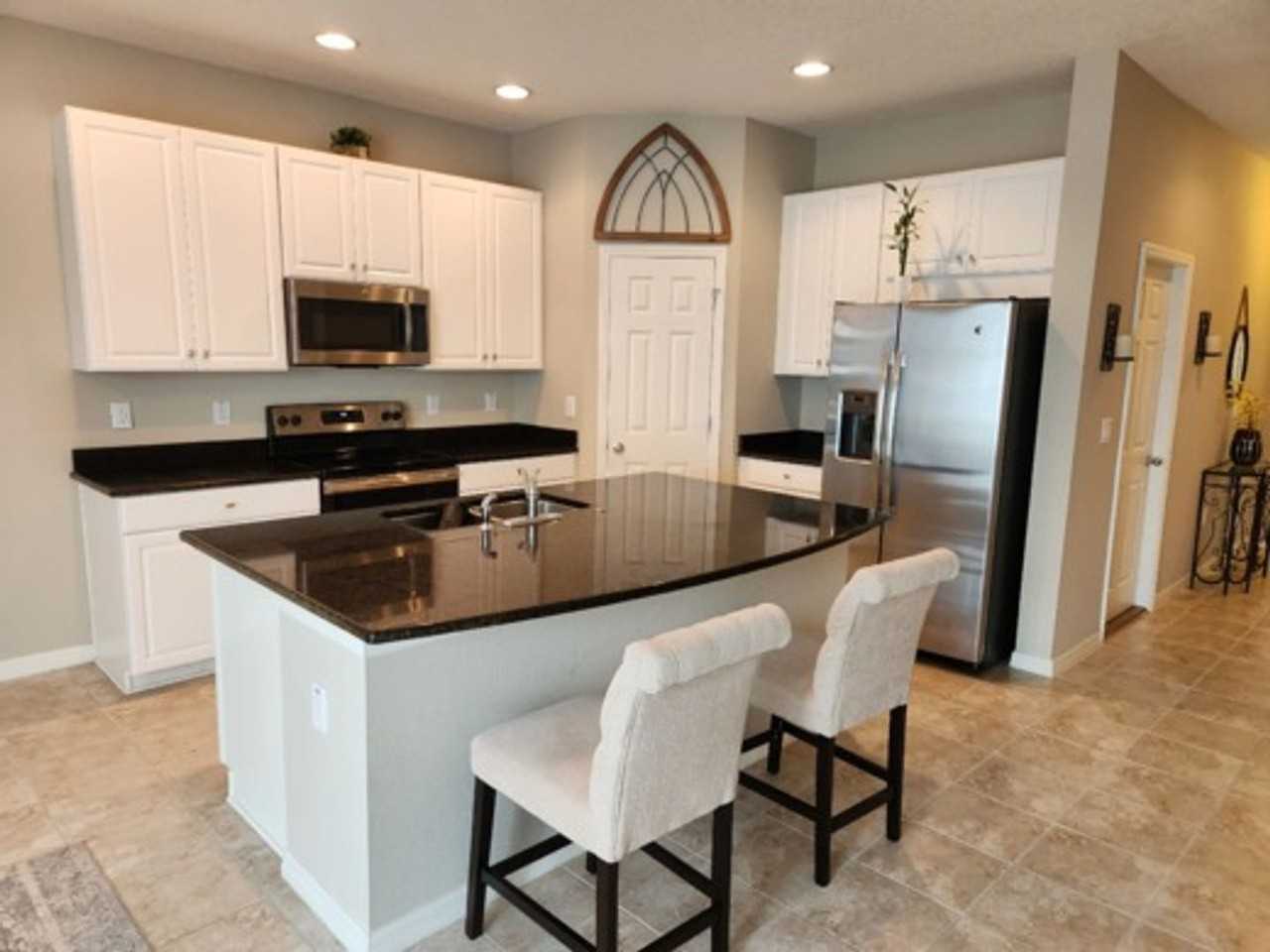 7031 Woodchase Glen Dr - Photo 6 of 38