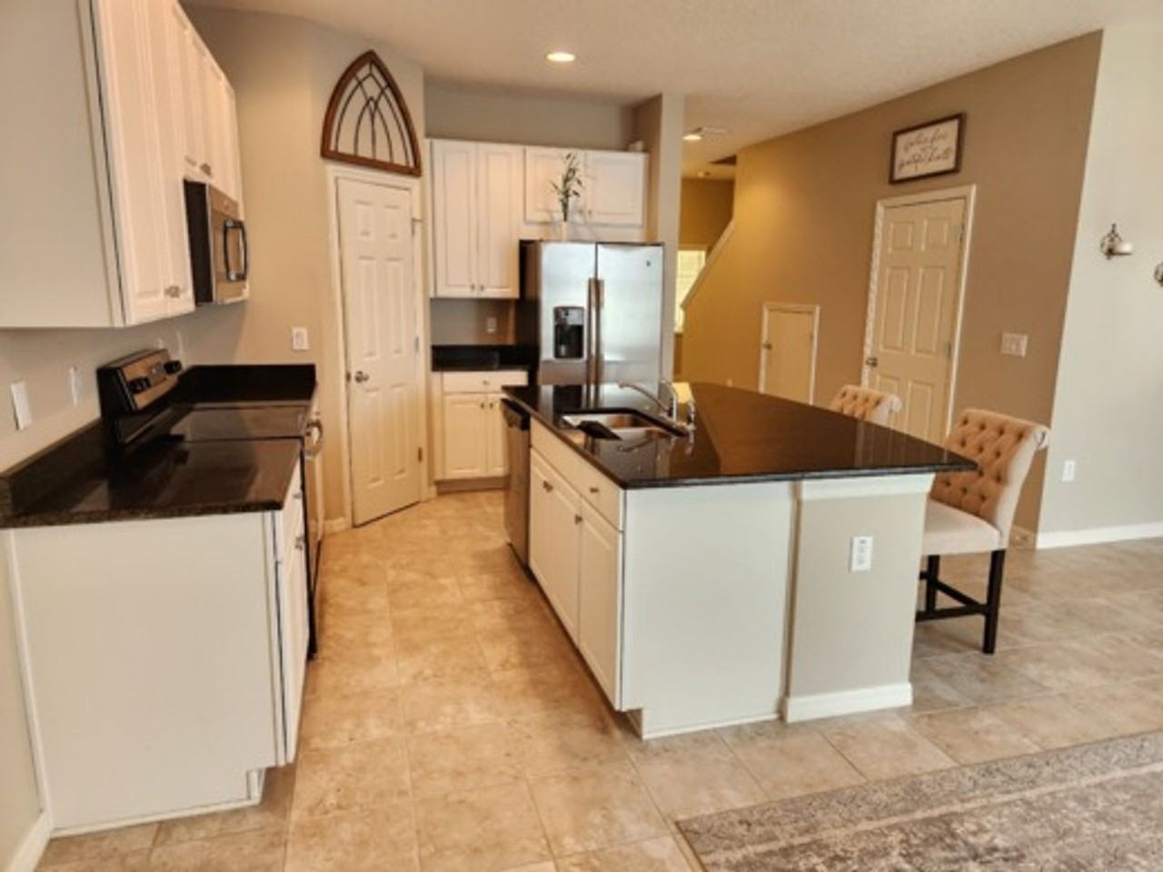 7031 Woodchase Glen Dr - Photo 7 of 38
