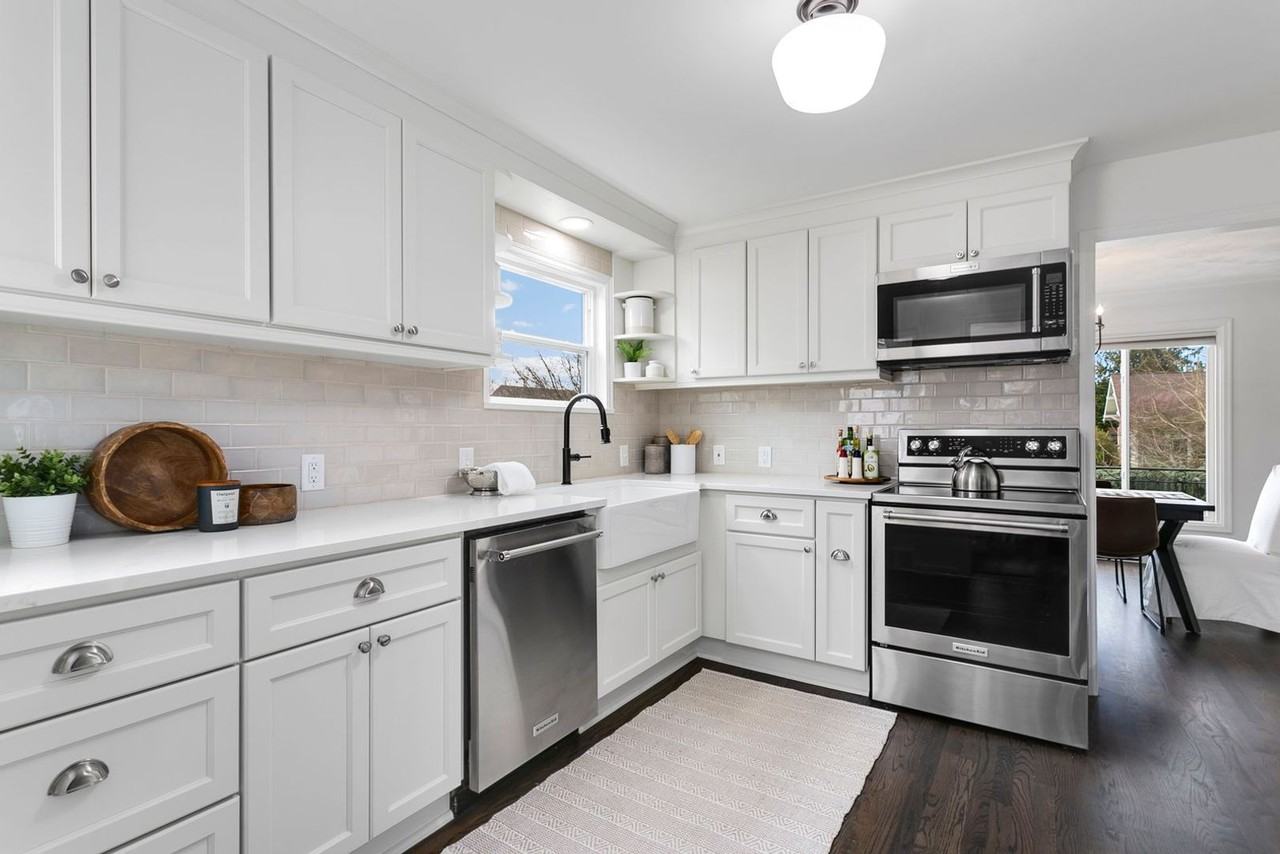 4115 N Stevens St - Photo 3 of 39