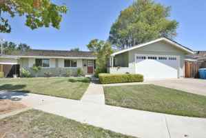 featured image of 10510 Baywood Ct