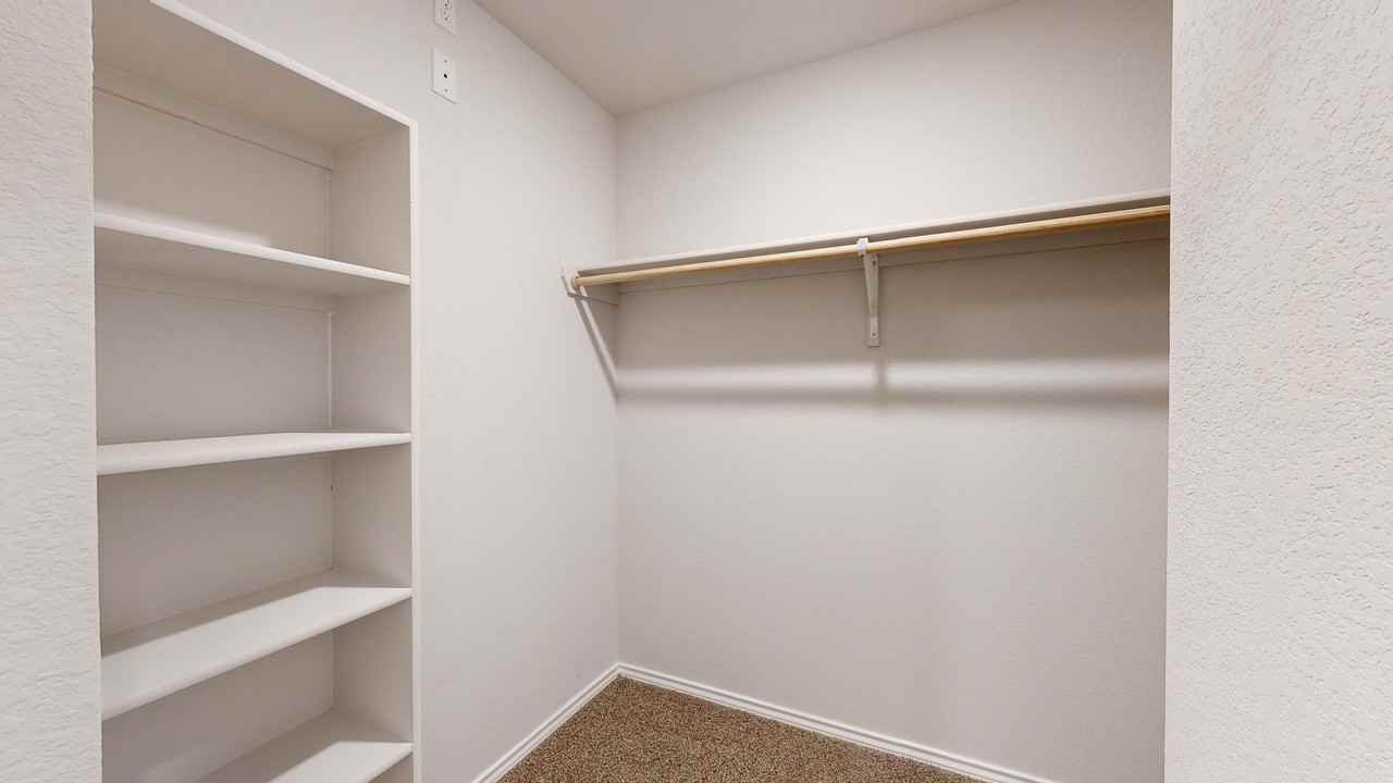 824 Chambray Dr - Photo 6 of 28