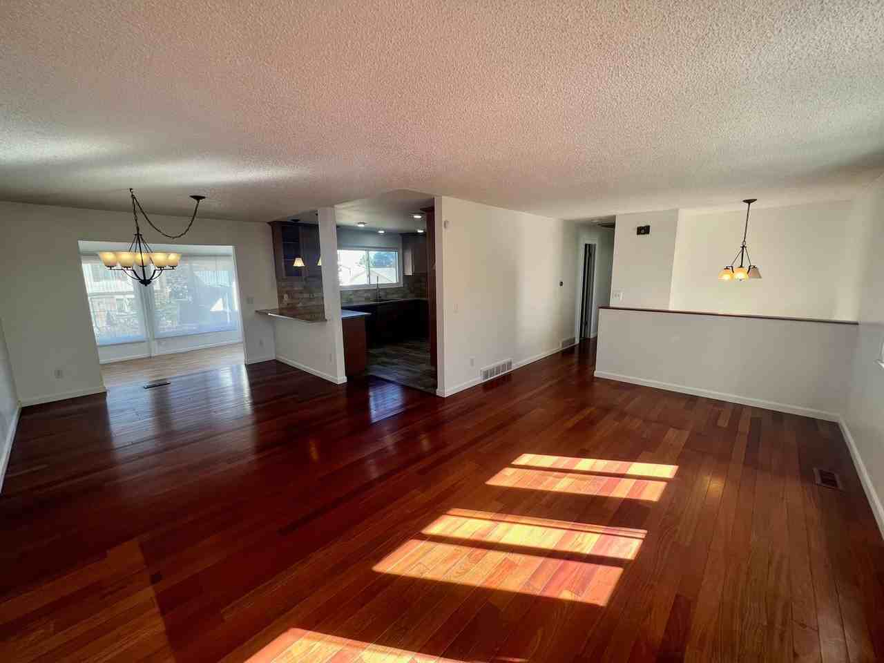 1544 S Fraser Way - Photo 4 of 30