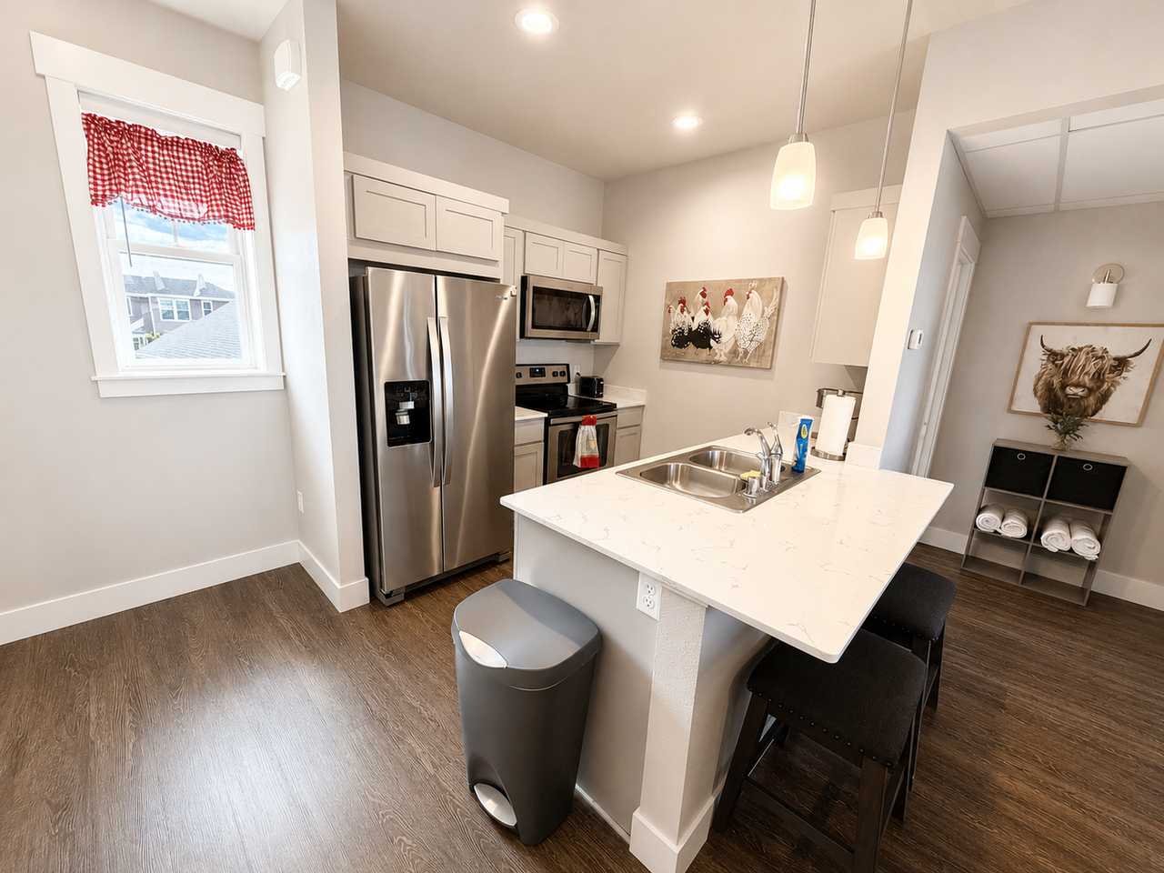 6031 Catherina Ct - Photo 5 of 13