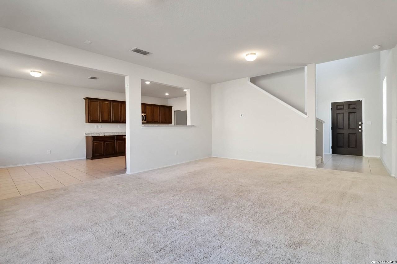10331 Braunig - Photo 2 of 19