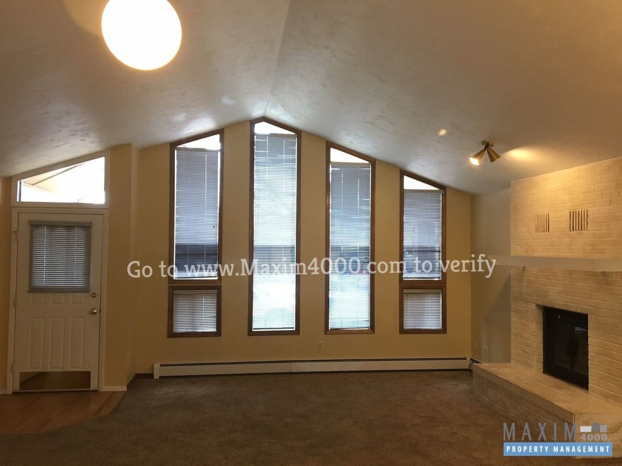 2112 N 17th Cir - Photo 2 of 16