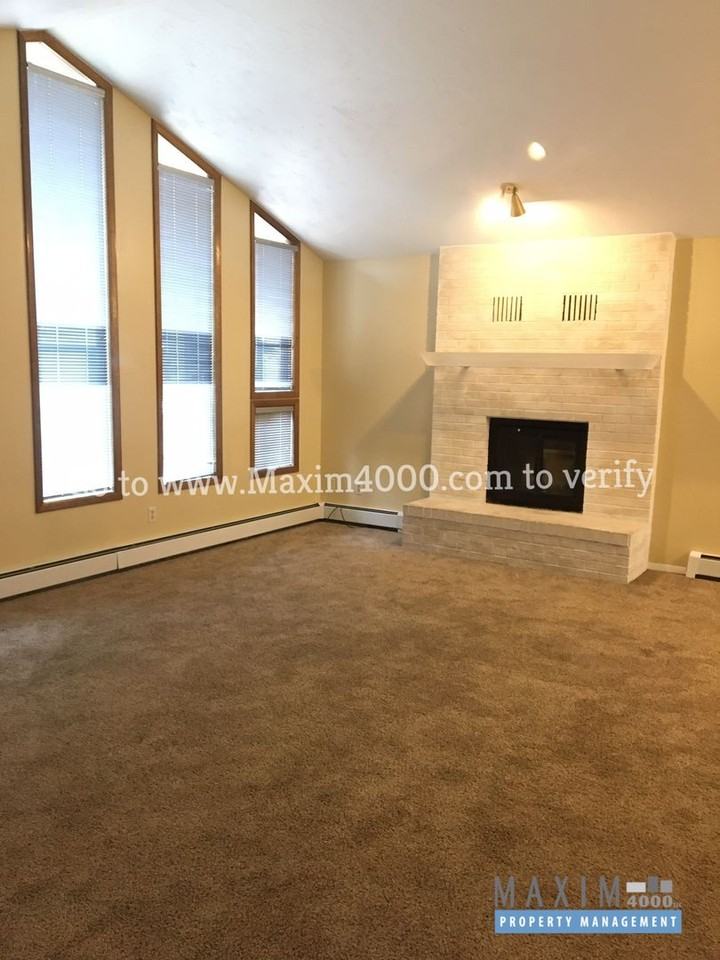 2112 N 17th Cir - Photo 3 of 16
