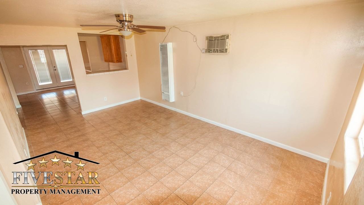 604 Lawson Rd - Photo 2 of 15