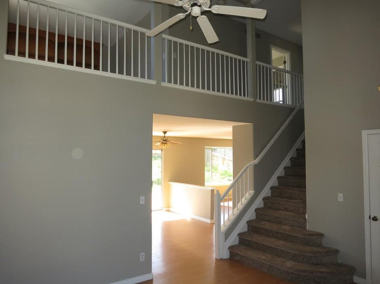 105 Bristol St - Photo 2 of 16