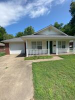 featured image of 108 Poplar St