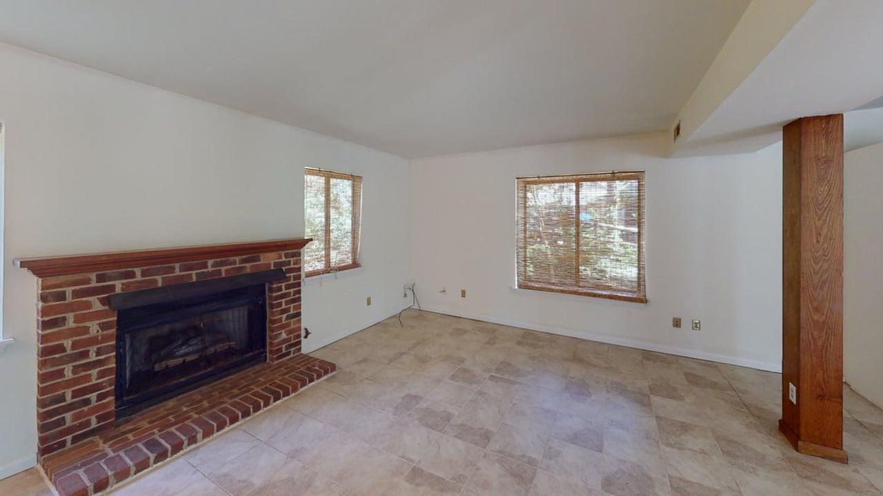 1297 Timberbranch Ct - Photo 2 of 16
