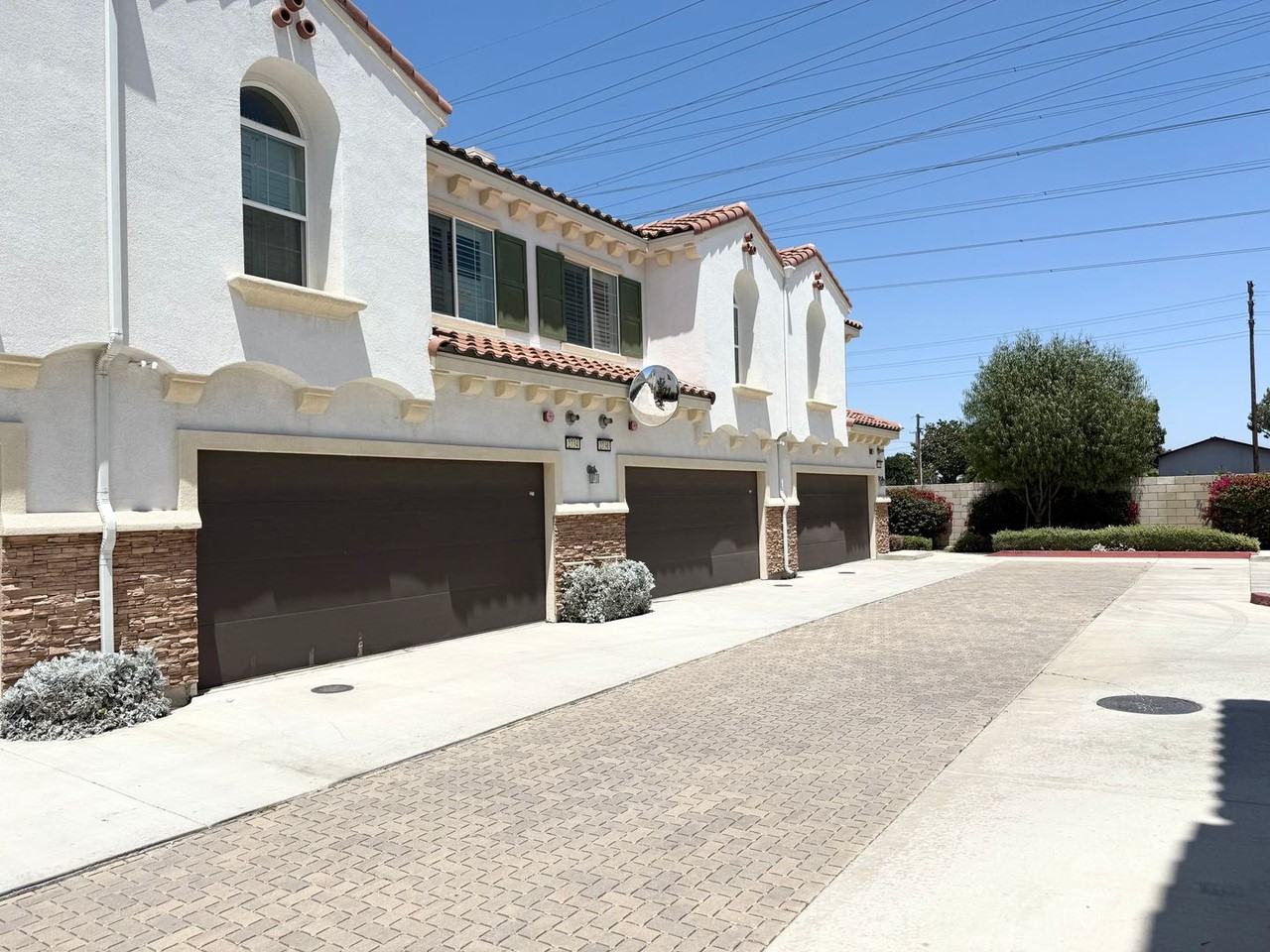 2730 W Ball Rd - Photo 3 of 15