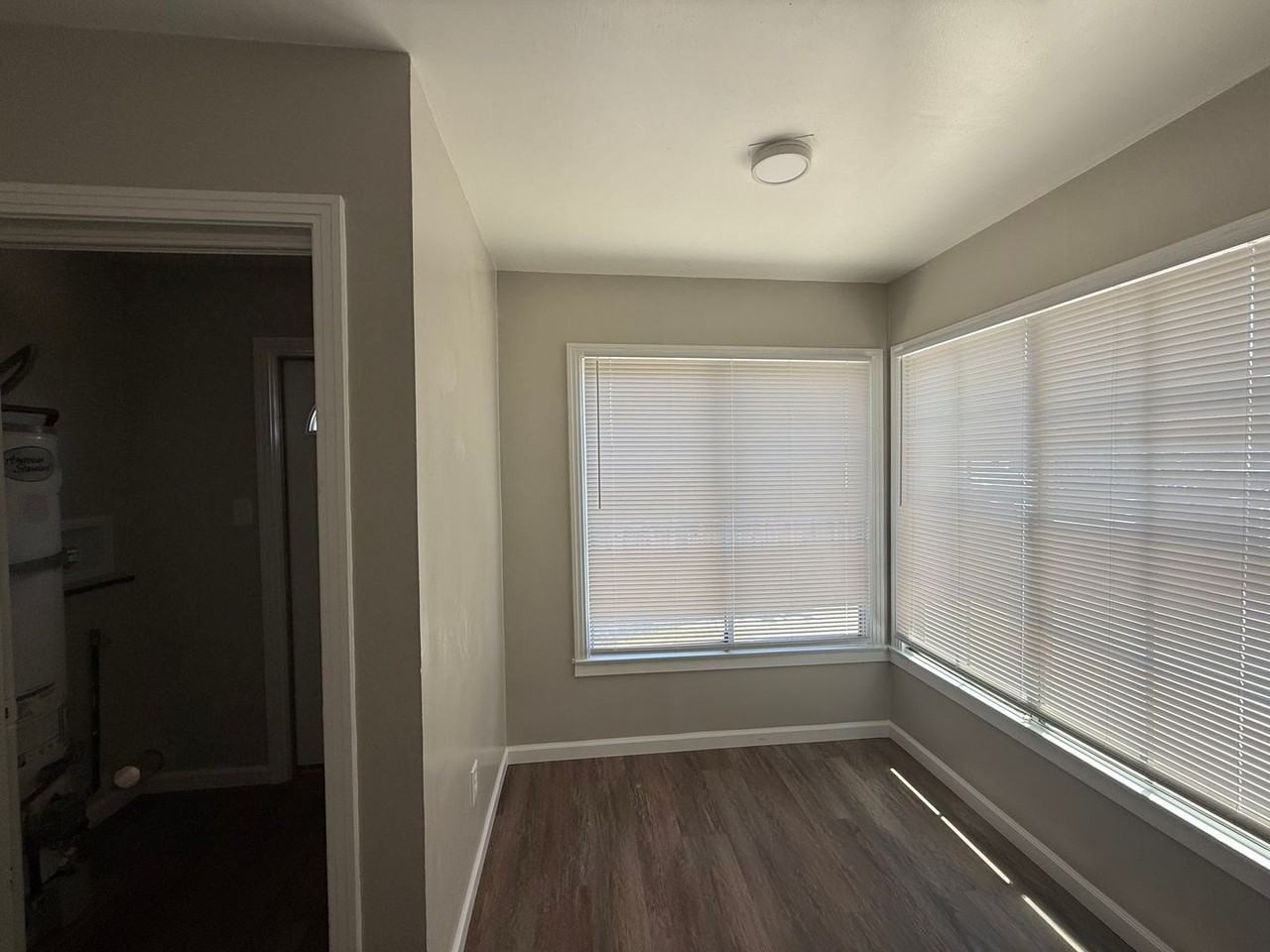 535 W Rose St - Photo 7 of 8