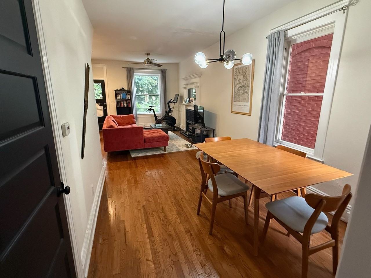 2073 N Emerson St - Photo 3 of 10