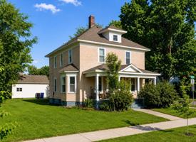 featured image of 802 S 1st Ave