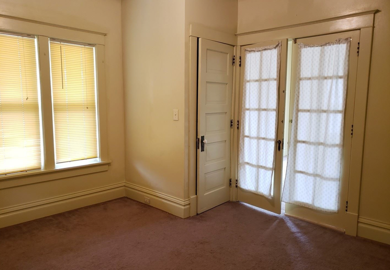 802 S 1st Ave - Photo 6 of 13
