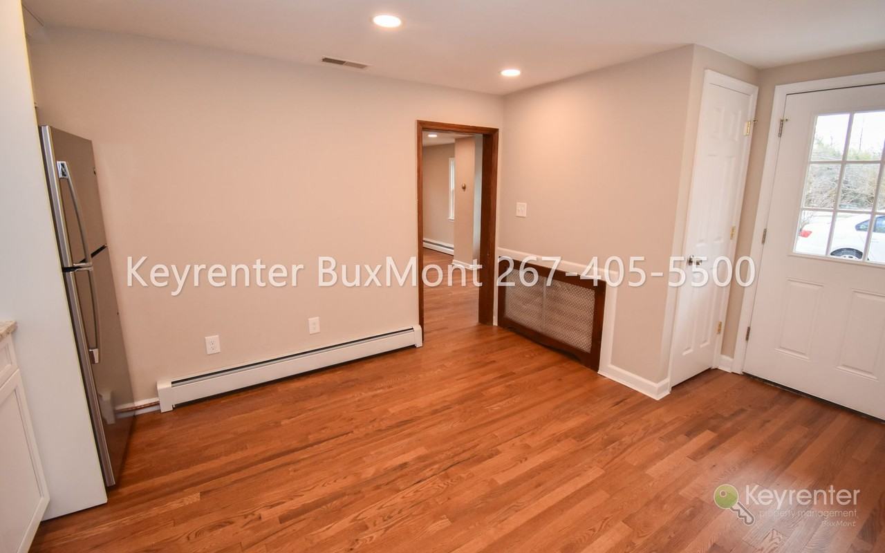 1022 Old Valley Forge Rd - Photo 3 of 20