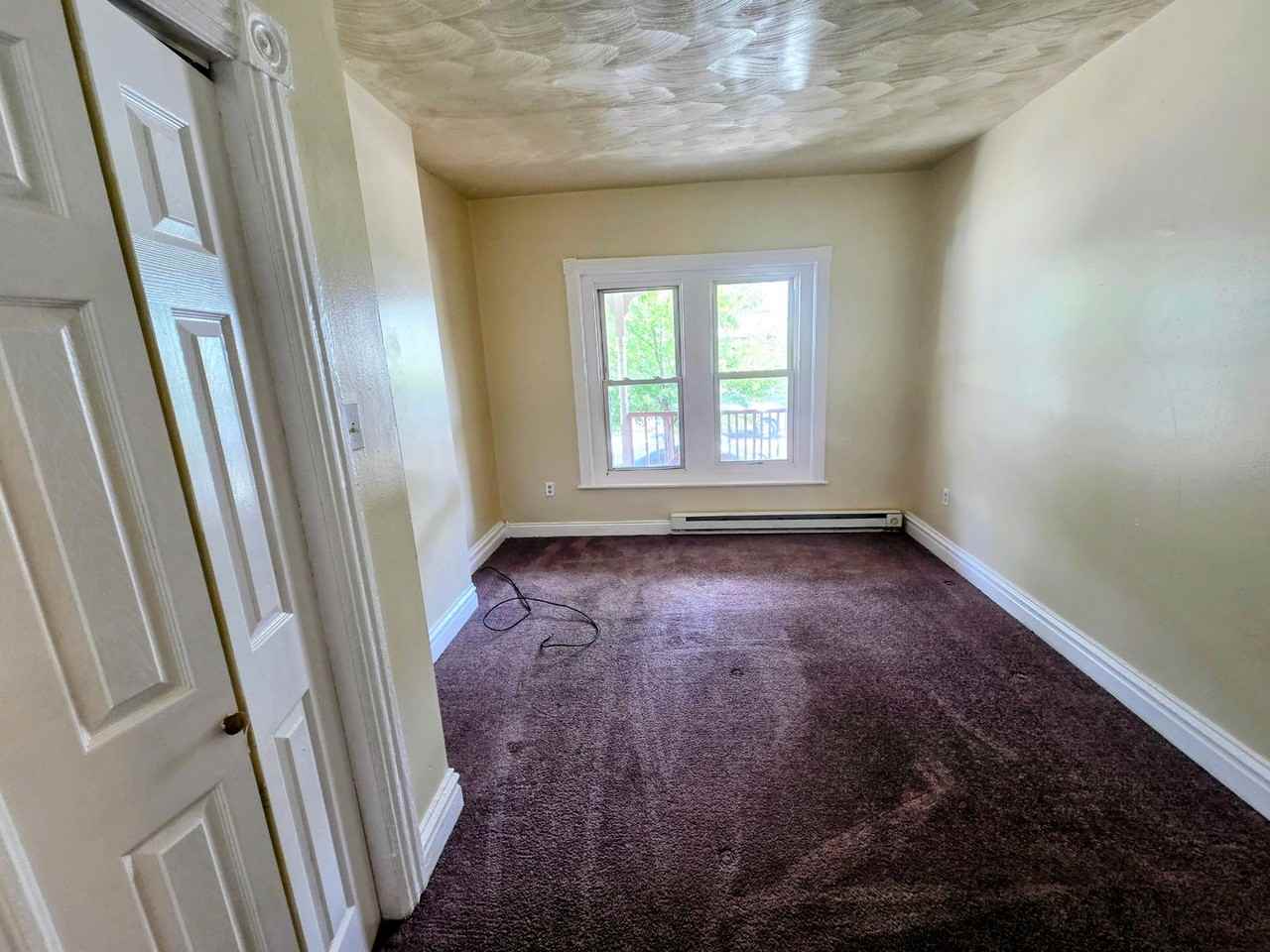 524 N 5th St - Photo 3 of 9