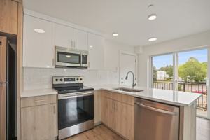 featured image of 4730 Se Belmont St