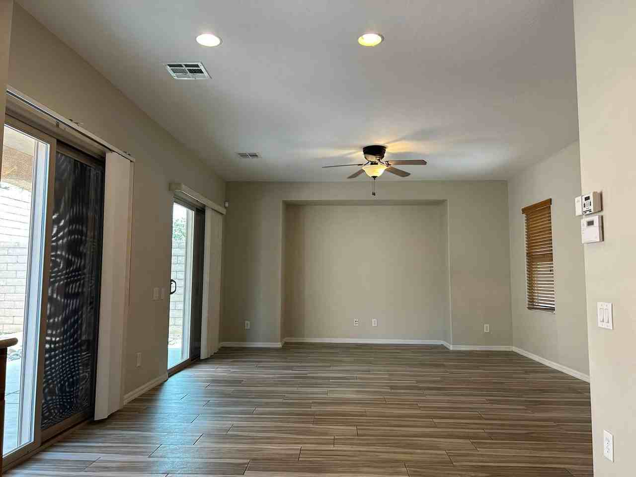 11908 Orense Dr - Photo 4 of 23