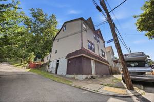 featured image of 2822 Salisbury St