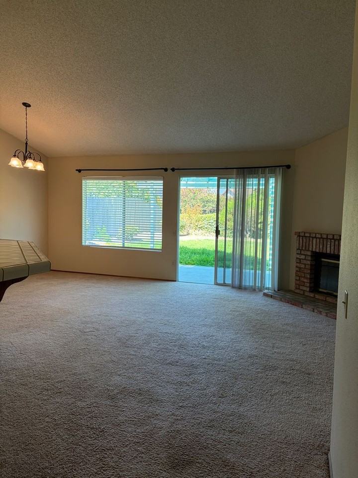 757 Sunningdale Dr - Photo 7 of 15
