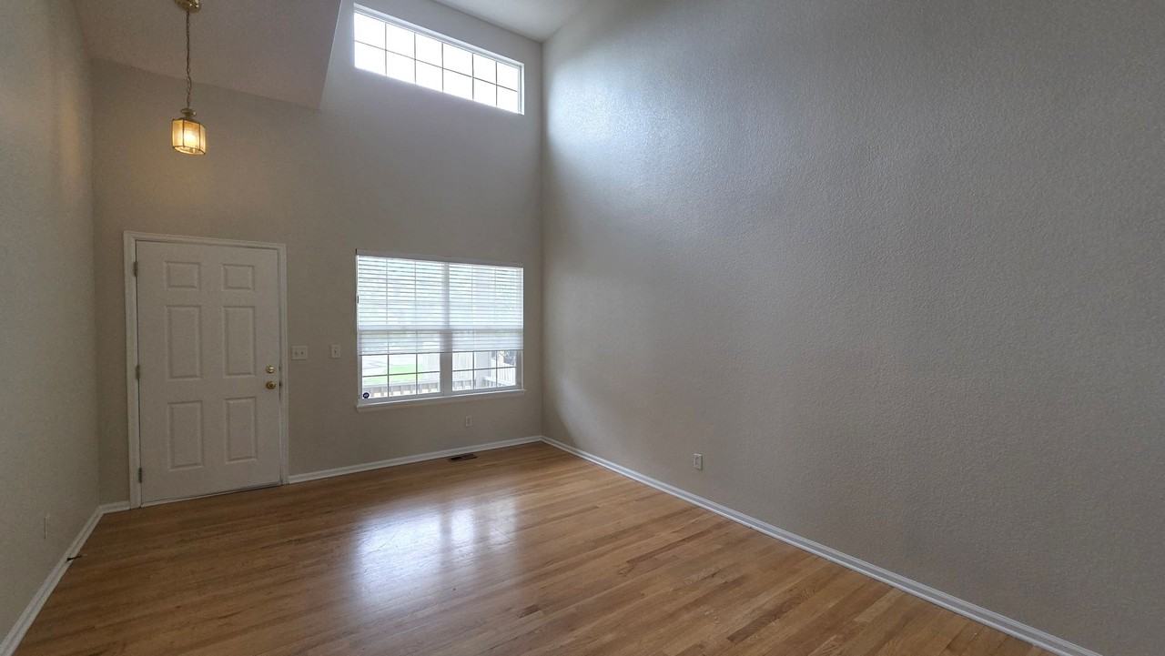 839 Sunlight Way - Photo 5 of 42