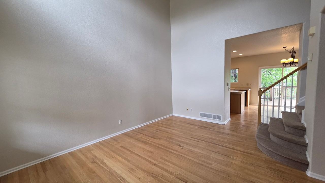 839 Sunlight Way - Photo 6 of 42