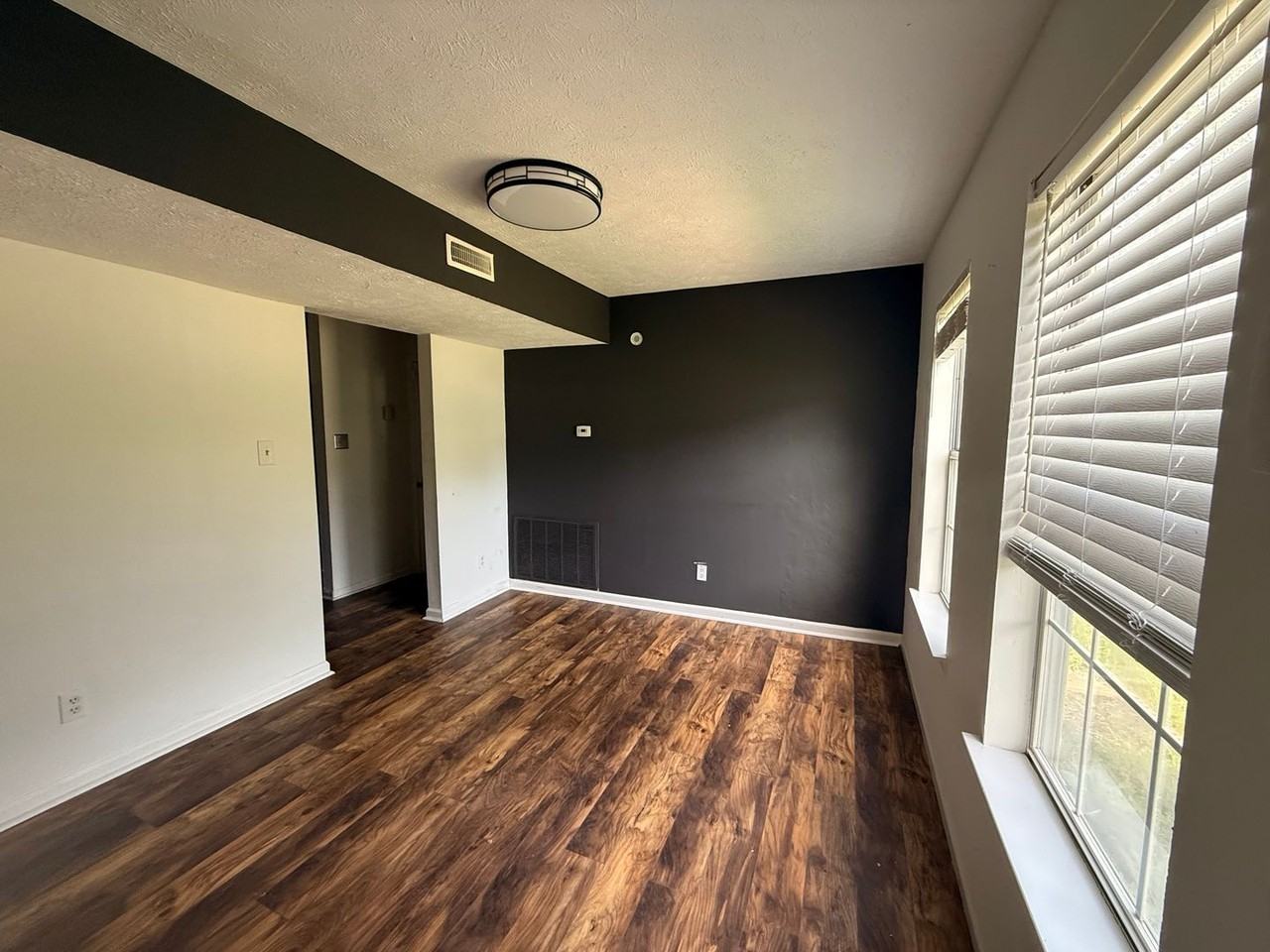 27 Hidden Valley Dr - Photo 5 of 19