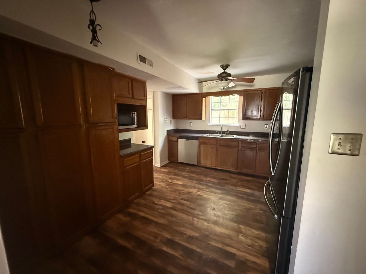 27 Hidden Valley Dr - Photo 6 of 19