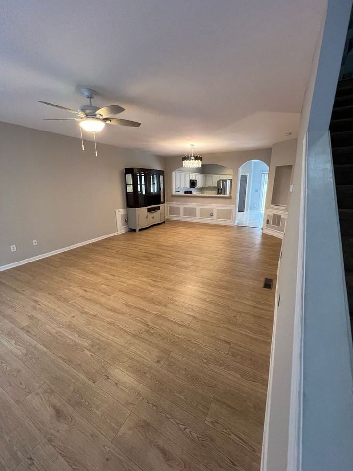 821 Tulip Poplar Way - Photo 4 of 21