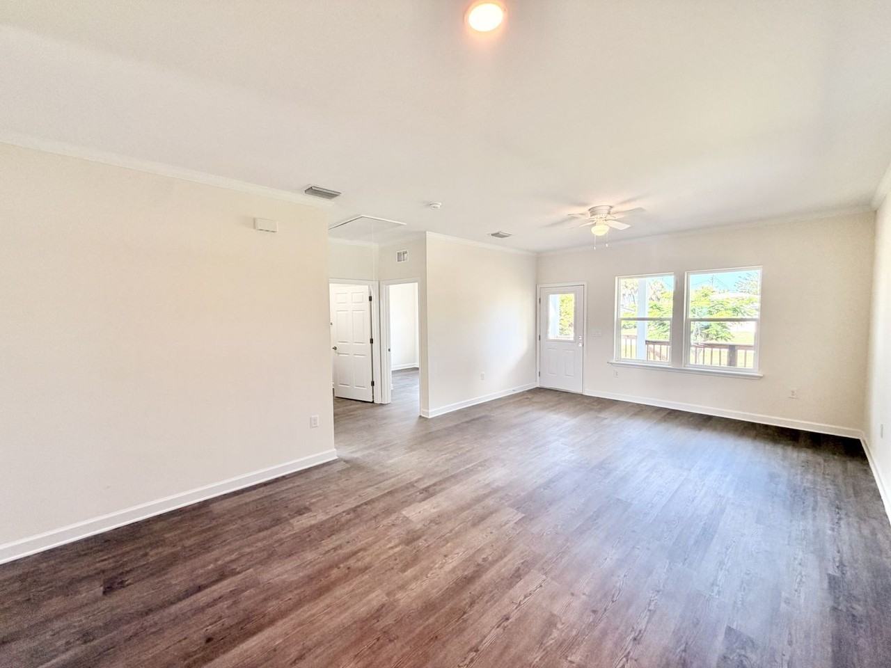 4861 Catalina Dr - Photo 5 of 14