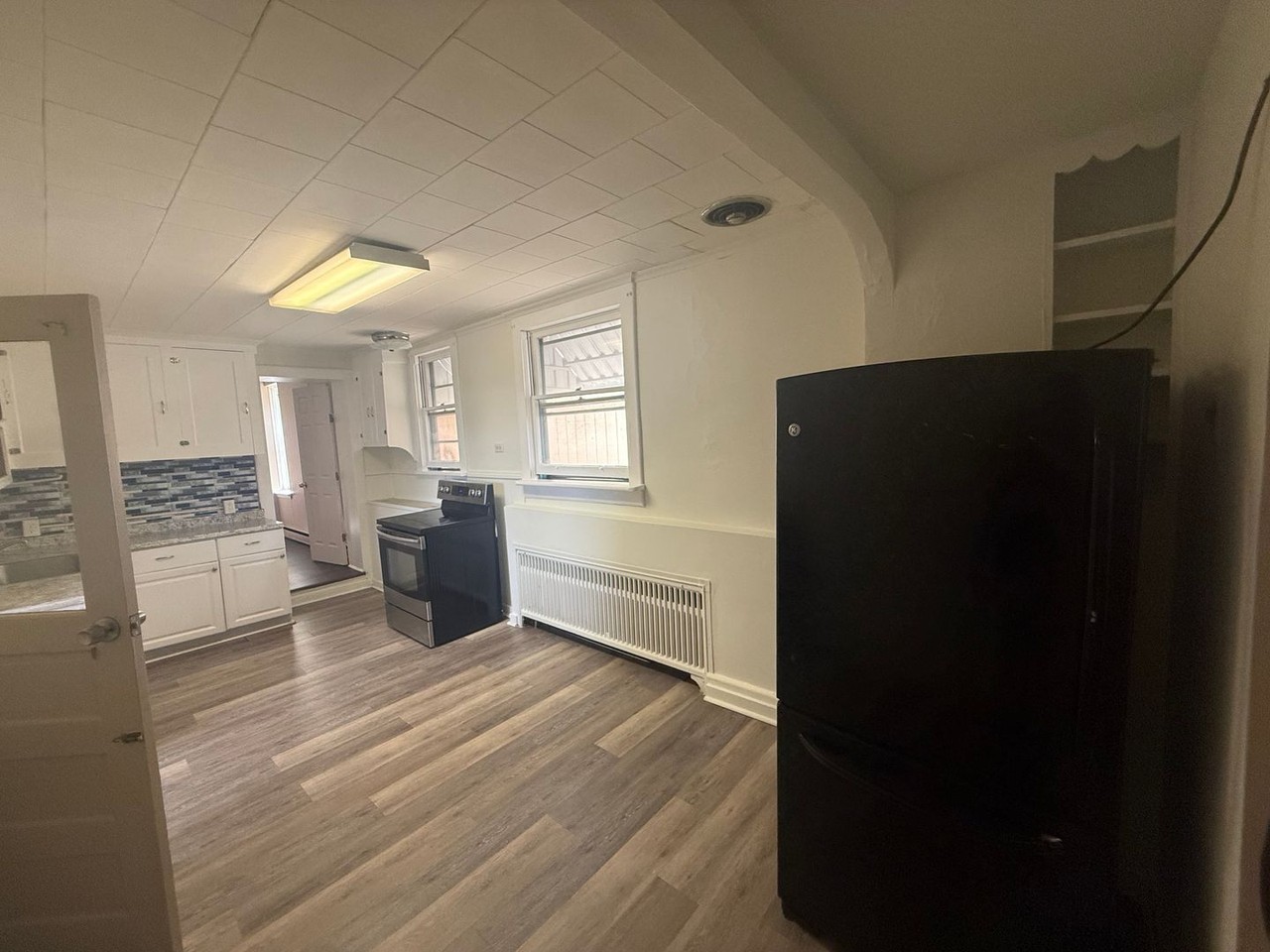 113 W Main St - Photo 2 of 20